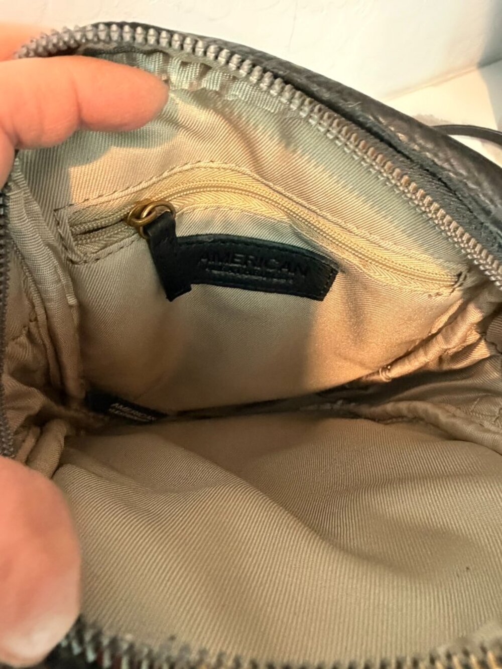 American Leather Co. Genuine Leather Crossbody Bag | Black Leather - Picture 7 of 10
